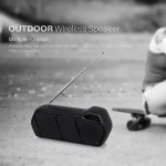 NewRixing NR-5011fm Outdoor Portable Bluetooth Speakerr, Support Hands-free Call / TF Card / FM / U Disk - Image 3