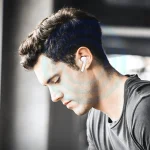 awei T28 Bluetooth V5.0 Ture Wireless Sports TWS Headset with Charging Case - Image 5