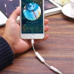 MH020 8 Pin to 3.5mm Headphone Jack Adapter Support Self-timer / Song / Line Control - Image 7