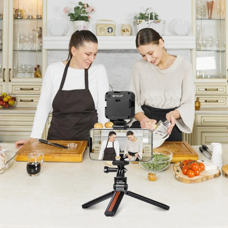 PU308_5.webp PULUZ Selfie Sticks Tripod Mount Adapter Phone Clamp for iPhone, Samsung, HTC, Sony, LG and other Smartphones - Image 6