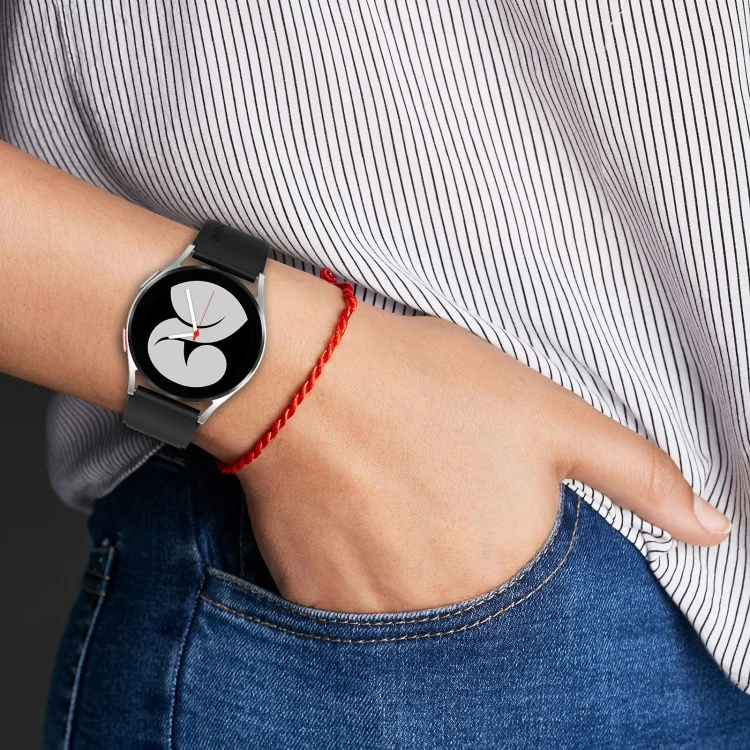 EDA003455401_B2.webp 20mm Black Buckle Step Silicone Watch Band - Image 3