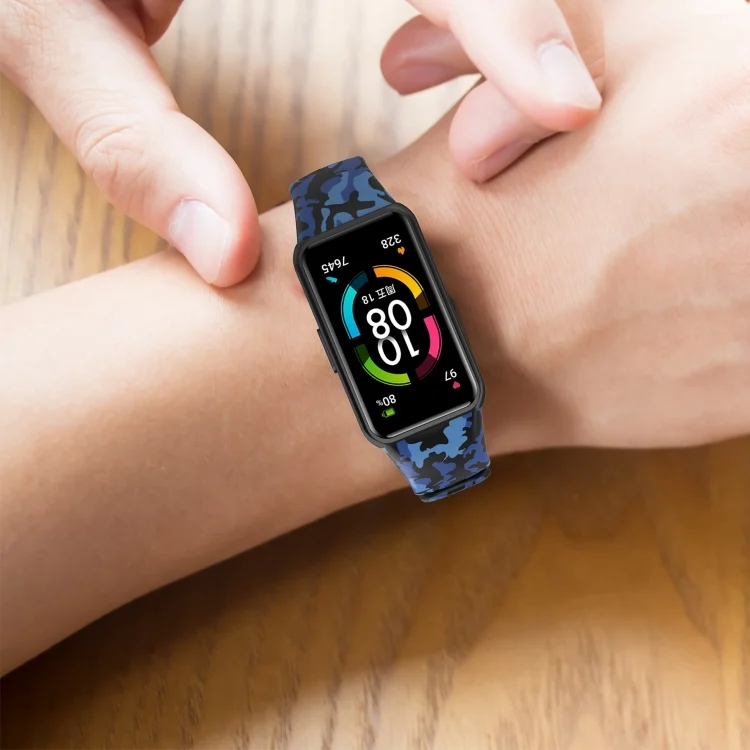 EDA004228601_B2.webp Silicone Watch Band - Image 3