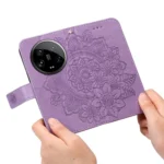 7-petal Flowers Embossing Leather Phone Case - Image 6