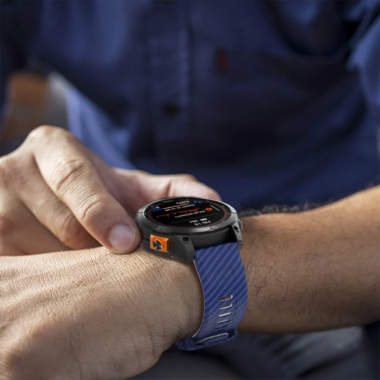 EDA006832601A_4.webp Two Color Carbon Fiber Pattern Silicone Watch Band - Image 6