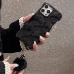W-texture Plush PU Hybrid PC Phone Case with Doll Keychain, For iPhone 14 Pro, For iPhone 14 Pro Max, For iPhone 13 Pro Max, For iPhone 13 Pro, For iPhone 13 - Image 7
