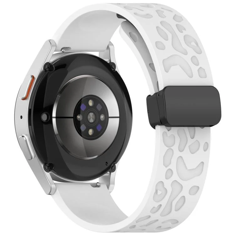 EDA007546503A_1.webp Leopard Print Magnetic Folding Buckle Silicone Watch Band - Image 6