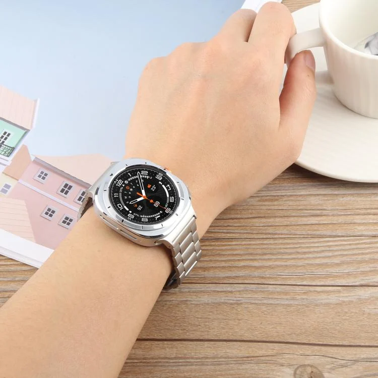 EDA0076623_B3.webp Three-beads Magnetic Steel Watch Band - Image 4