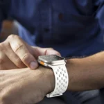 Kalebol Mesh Silver Umbrella Buckle Silicone Strap, For Apple Watch 42mm / 41mm / 40mm / 38mm - Image 8