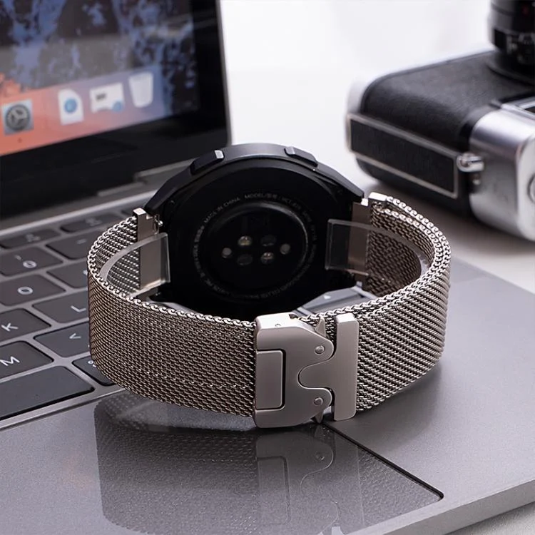 EDA0082123_B4.webp xDfind Milanese Parachute Buckle Stainless Steel Raised Fine Mesh Watch Band - Image 5