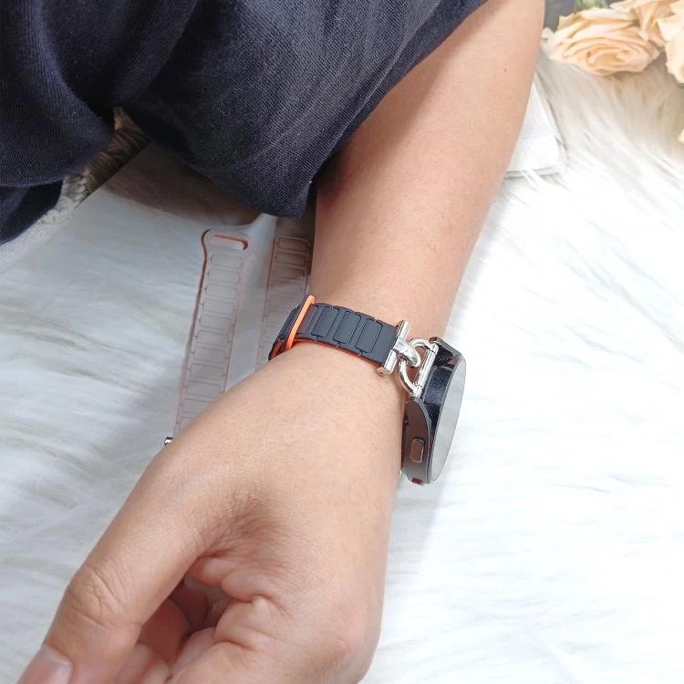 EDA0083211_B3.webp D-shaped Tri-beads Magnetic Silicone Watch Band - Image 4