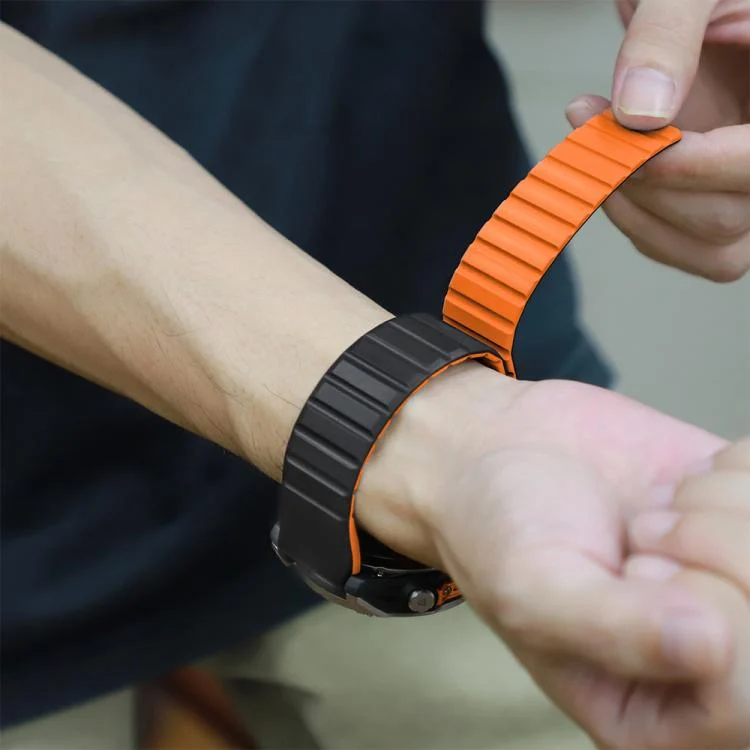 EDA0084430_B7.webp xDfind Two Color Silicone Magnetic Watch Band - Image 8