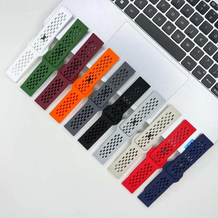 EDA0085290_B4.webp xDfind Flat Head Breathable Hole Black Buckle Silicone Watch Band - Image 5