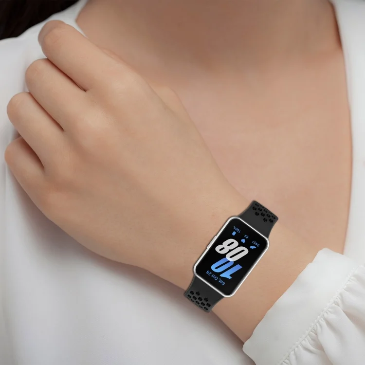 SYA0025450_B4.webp For Samsung Galaxy Fit 3 Hole Style Magnetic Folding Buckle Silicone Watch Band - Image 5
