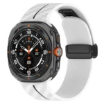 For Samsung Galaxy Watch Ultra 47mm Carbon Fiber Magnetic Folding Buckle Silicone Watch Band