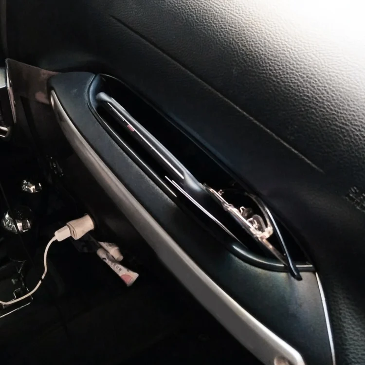 CRP0764_3.webp Car Front Passenger Handle Storage Bag Auto Storage Box Multi-use Tools Organizer Boxes for Jeep Wrangler JK 2007-2010 - Image 4