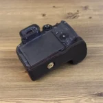 For Canon EOS R7 1/4 inch Thread PU Leather Camera Half Case Base - Image 4