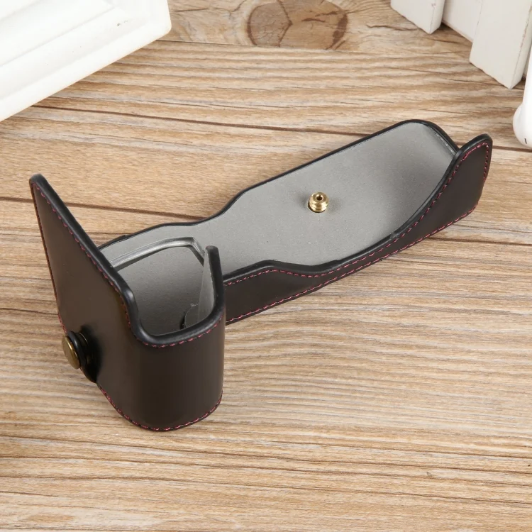 EDA004851801A_1.webp 1/4 inch Thread PU Leather Camera Half Case Base - Image 2