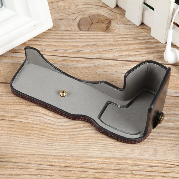 EDA004851801A_2.webp 1/4 inch Thread PU Leather Camera Half Case Base - Image 3