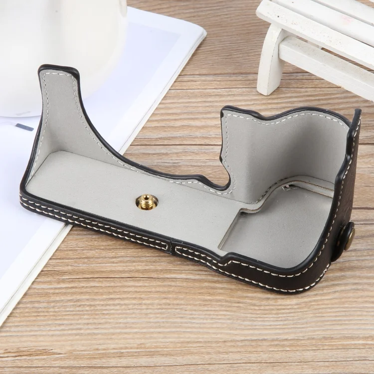 EDA006956101A_2.webp Buffalo Texture PU Leather Camera Half Case Base - Image 3