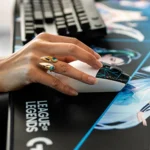 Logitech K/DA G304 LIGHTSPEED Wireless Gaming Mouse - Image 5