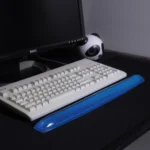 MONTIAN Transparent Silicone Bracer Heart-shaped Keyboard Wrist Supporter, Random Color Delivery - Image 6