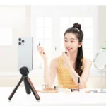 PULUZ Inlaid Wood Desktop Vlogging Live Tripod Holder - Image 5