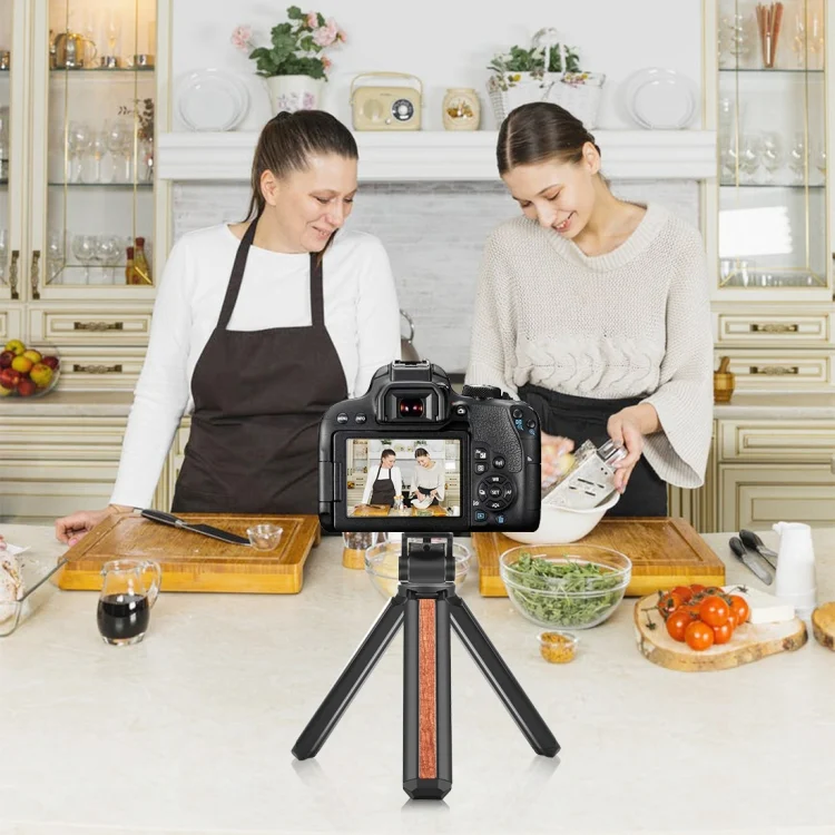 PU621B_6.webp PULUZ Inlaid Wood Desktop Vlogging Live Tripod Holder with Tripod Head - Image 7