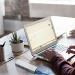 YH-U1009 3 x USB 3.0 + RJ45 to USB 3.0 External Drive-Free HUB for Laptops, Random Color Delivery - Image 6