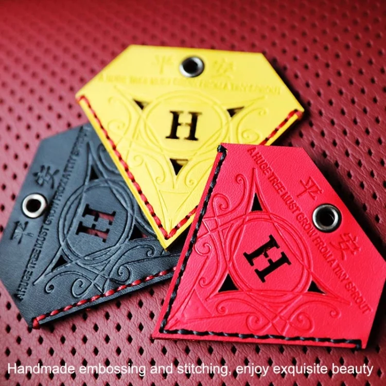 TBD0603366101_B4.webp Car Pendant Triangular Ping An Charm Bag Leather Rearview Mirror Ornament - Image 5
