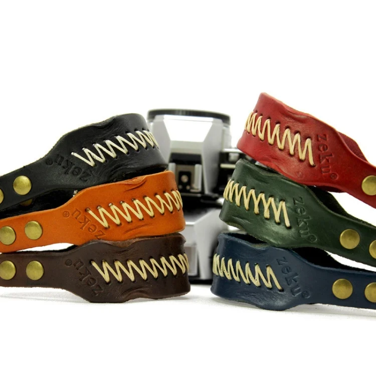 TBD06035918_B3.webp Vintage Leather SLR Wristband Anti-drop Camera Wrist Strap without Camera - Image 4
