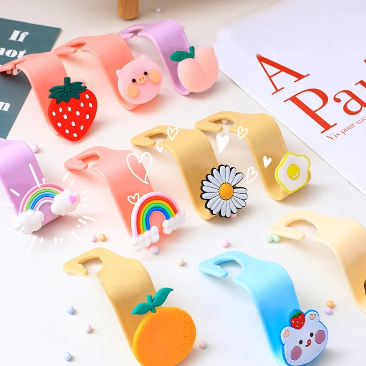 TBD0603996601A.webp 5pcs Car Seat Rear Hidden Multifunctional Cartoon Hook - Image 1