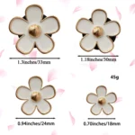 4pcs/set Small Chrysanthemum Perfume Alloy Jewelry Car Air Outlet Decoration Clip - Image 3