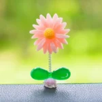 Cute Small Daisy Car Ornament Car Dashboard Shaking Decoration