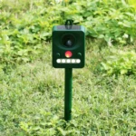 Environmental Friendly White + Red Light Solar-powered LED Ultrasonic Animal Repeller Bird Cat Dog Control Device With 6.5V / 0.1W Solar Panel & PIR Sensor & Light Sensor, Got the CE / ROHS Certification - Image 7