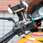 Universal 12V Motorcycle USB Phone Charger with Holder, Suitable for 3.5-6.5 inch Smartphones - Image 6