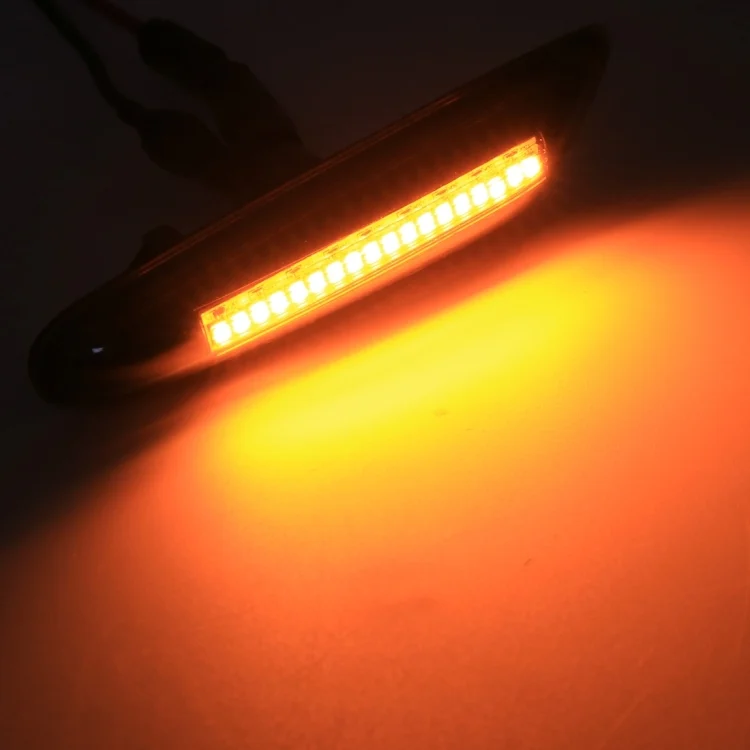 CRP2254_5.webp 2 PCS D12V / 5W Car LED Dynamic Blinker Side Lights Flowing Water Turn Signal Light for BMW, Yellow Light - Image 6