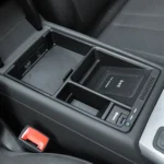 HFC-1050 Car Qi Standard Wireless Charger 10W Quick Charging for Audi A4L 2017-2022, Left Driving - Image 6