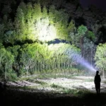 626 White Laser Wick Telescopic Zoom LED Flashlight with Fluorescent Strips - Image 8