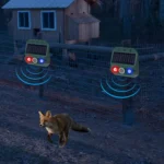 N911Z Solar Powered LED Flashing Infrared Light Animal Repellent - Image 9