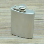 526ml(18oz) Stainless Steel Flagon Outdoor Sports Flat Liquor Flask Camping Portable Wearproof Wine Pot With Filter(Silver)