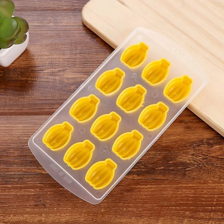 HC2230_1.webp Banana Shaped Silicon Ice Cube Tray / Ice Mold Random Color - Image 2