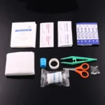 2 PCS Portable First Aid Kit with Bag, Includes Sanitizing Pads, Gauzes, Scissors,Band-aids and Tweezers, Random Color Delivery - Image 3