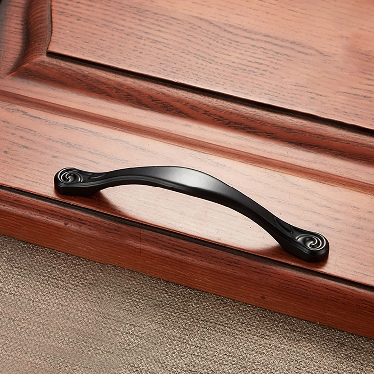 HC5913_1.webp 4041-96 Simple Archaistic Zinc Alloy Handle for Cabinet Wardrobe Drawer Door, Hole Spacing: 96mm - Image 2
