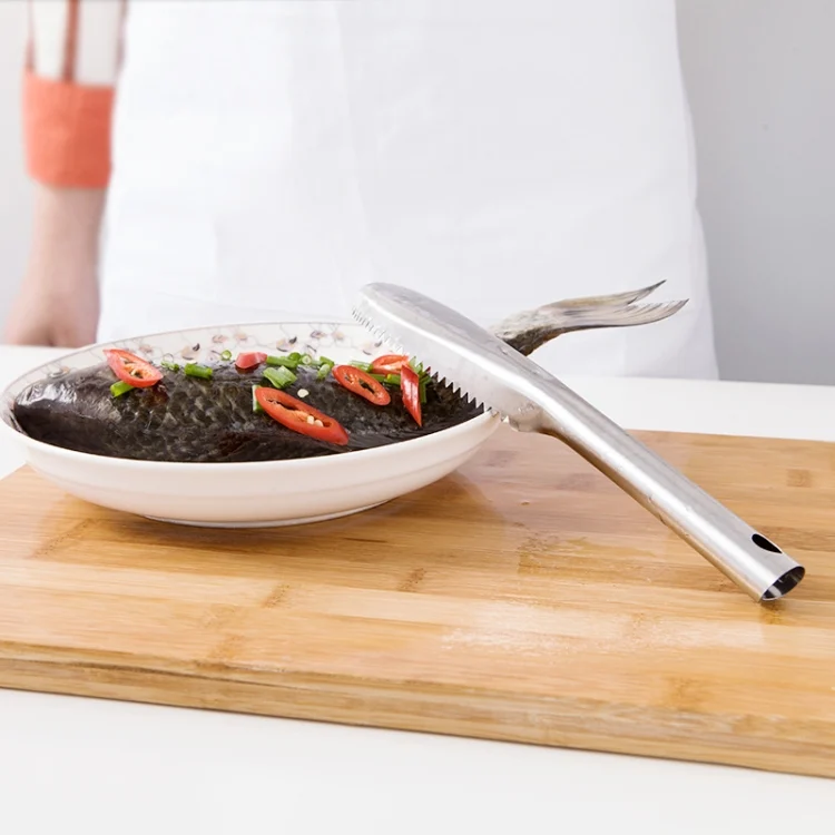 HC6319_6.webp Kitchen Essential Stainless Steel Bidirectional Sawtooth Fish Scraper Fish Scale Planing Knife - Image 7