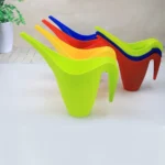 Long Mouth Watering Pot Plastic Sprinkler Pouring Pots,Capacity: 1.8L,Random Color Delivery - Image 5
