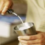 2pcs Red Wine Bottle Stopper Reusable Plugger Wine Pouring Device - Image 6