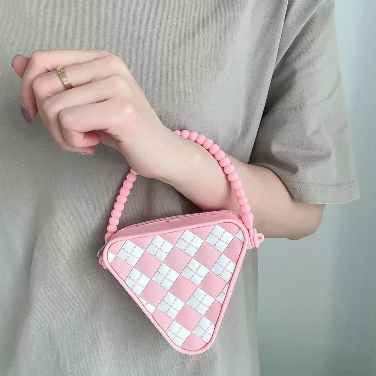 SYA0022243_B4.webp Diamond Shaped Mini Portable Shoulder Bag Silicone Handbag - Image 5