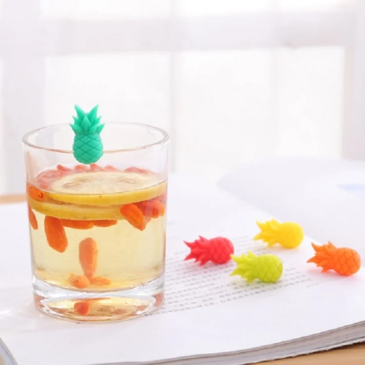 TBD01028201_4.webp 6pcs / Set Wine Glass Silicone Pineapple Mark Distinguisher Party Fruit Shape Cup Mark - Image 5