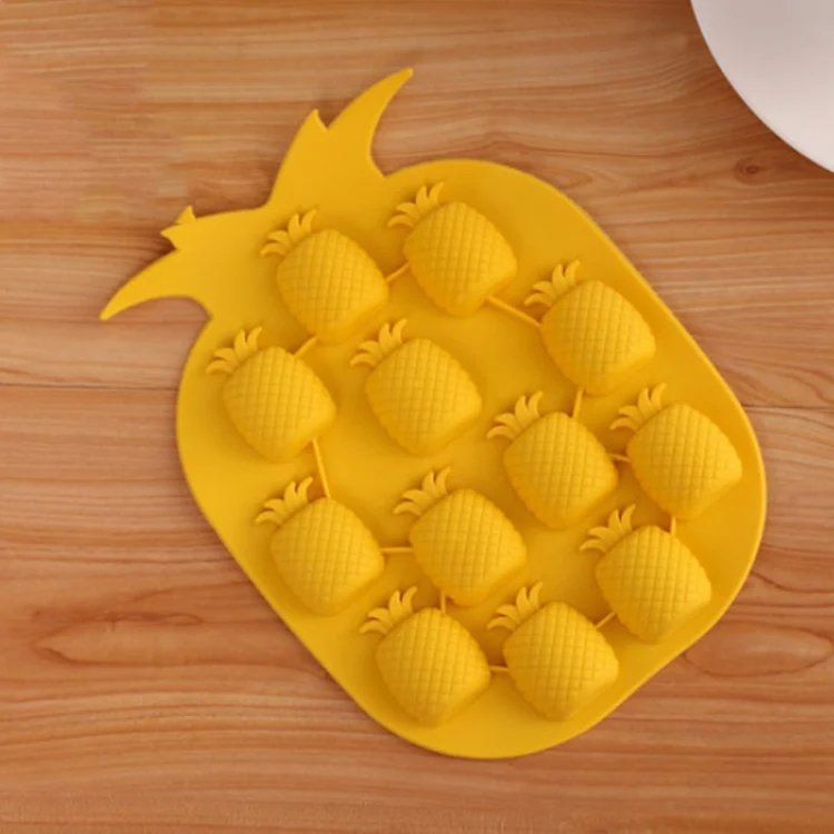 TBD01741401_4.webp 5 PCS Pineapple Creative Silicone Ice Tray Ice Maker Ice Mold, Random Color Delivery - Image 5