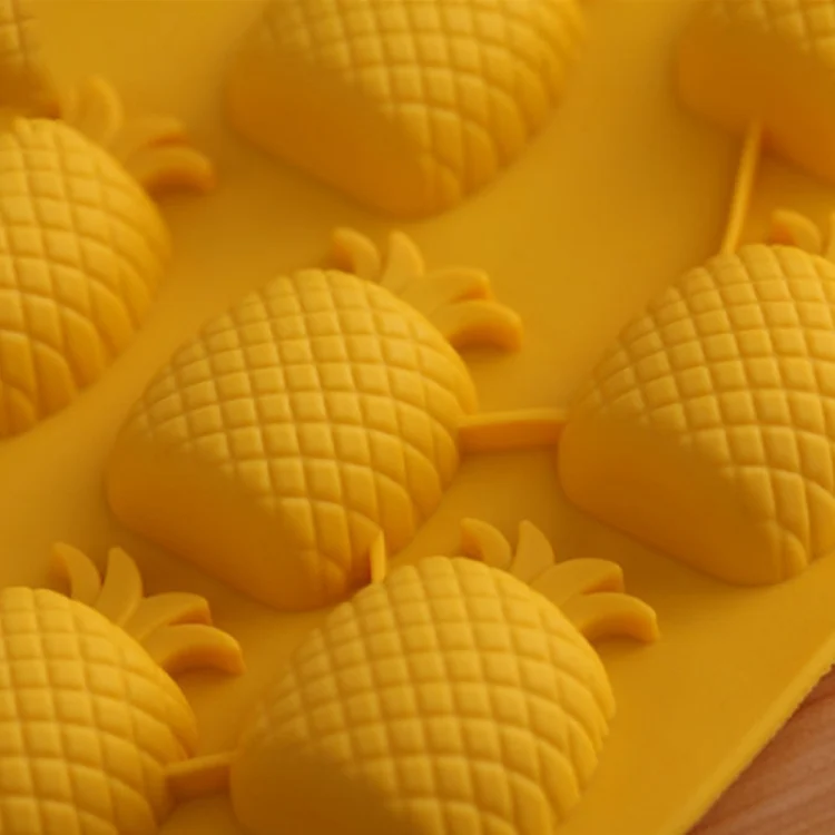 TBD01741401_6.webp 5 PCS Pineapple Creative Silicone Ice Tray Ice Maker Ice Mold, Random Color Delivery - Image 7